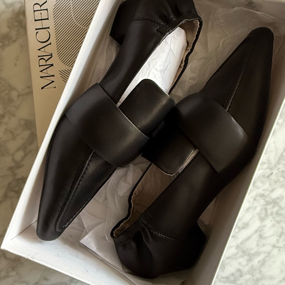 Brand new size 39 Molina Loafers